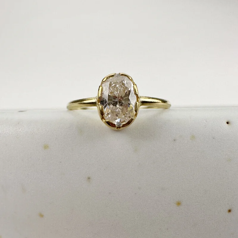 Discounted Jewelry For A Glamorous Look Oval Brilliant Diamond Petal Ring | .82ct