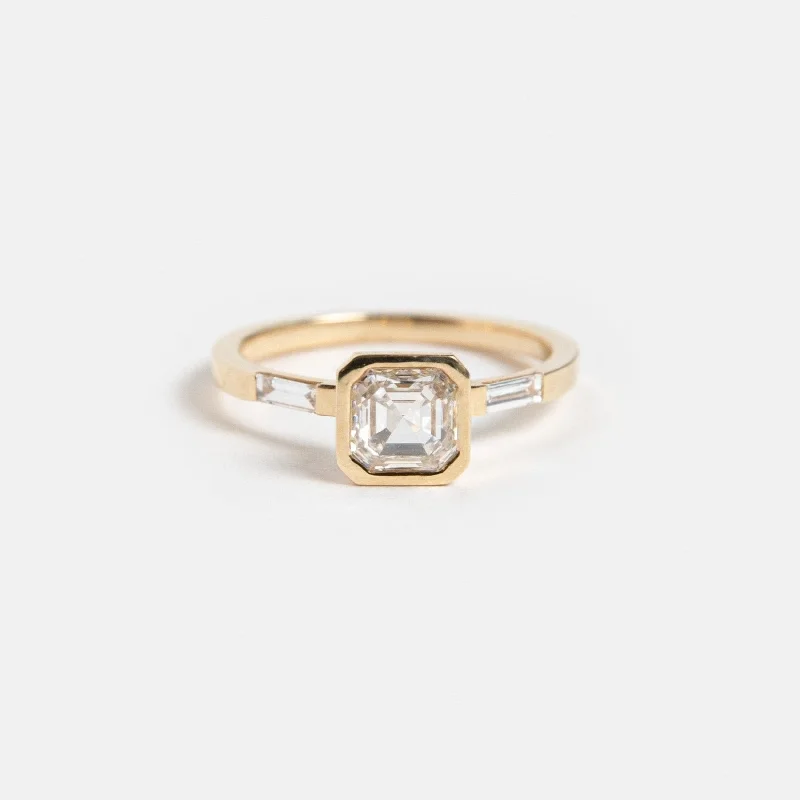 Limited-Stock Jewelry Sale – Shop Before It's Gone Aida Ring with 1.10ct Lab-grown Diamond in Gold