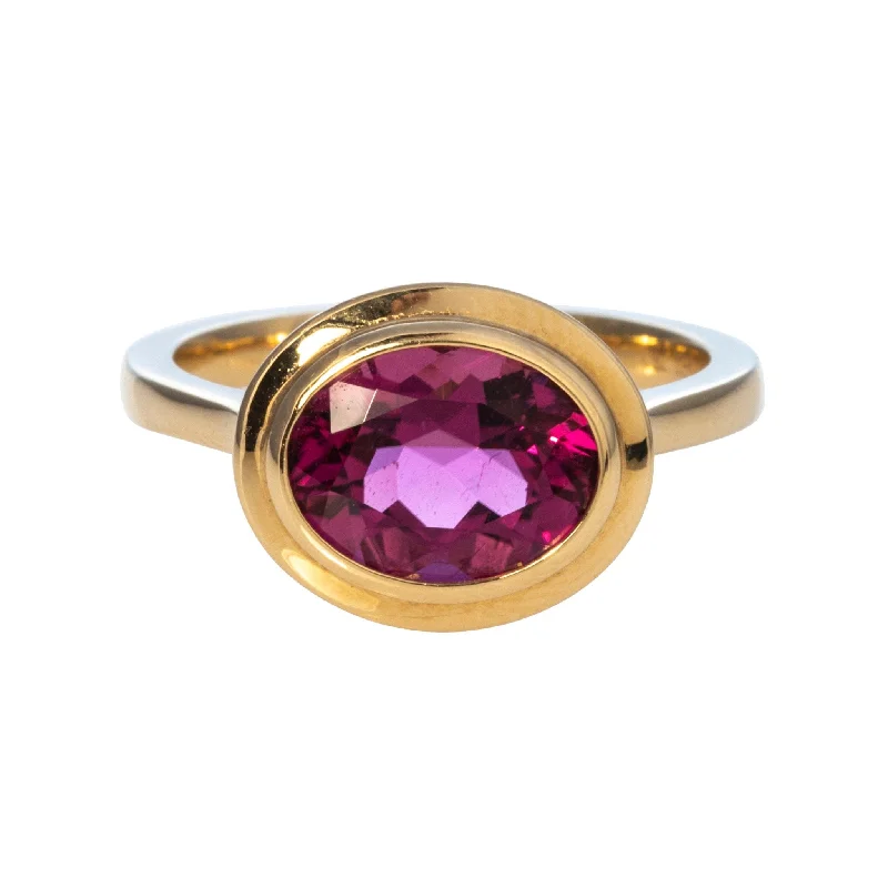 Grab Stylish Jewelry Before The Sale Ends Goshwara Oval Rubellite Bezel Set 18K Gold Ring