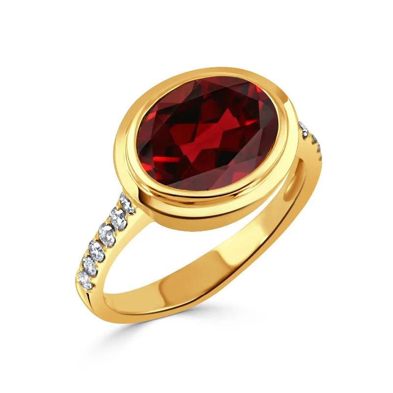 Exclusive Jewelry Bundles At Discounted Rates Oval Garnet & Pavé Diamond 18K Yellow Gold Ring Exclusive Jewelry Bundles At Discounted Rates Oval Garnet & Pavé Diamond 18K Yellow Gold Ring
