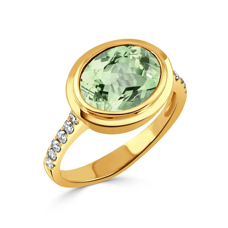 Unmissable Discounts On Timeless Jewelry Pieces Oval Green Amethyst & Pavé Diamond 18K Yellow Gold Ring Unmissable Discounts On Timeless Jewelry Pieces Oval Green Amethyst & Pavé Diamond 18K Yellow Gold Ring