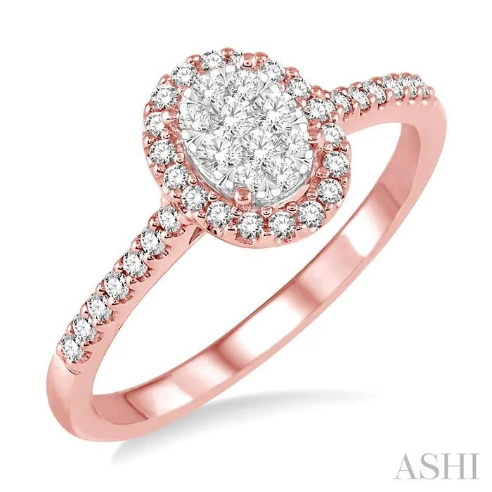 Your Perfect Accessory Now At The Best Price OVAL SHAPE HALO LOVEBRIGHT ESSENTIAL DIAMOND ENGAGEMENT RING
