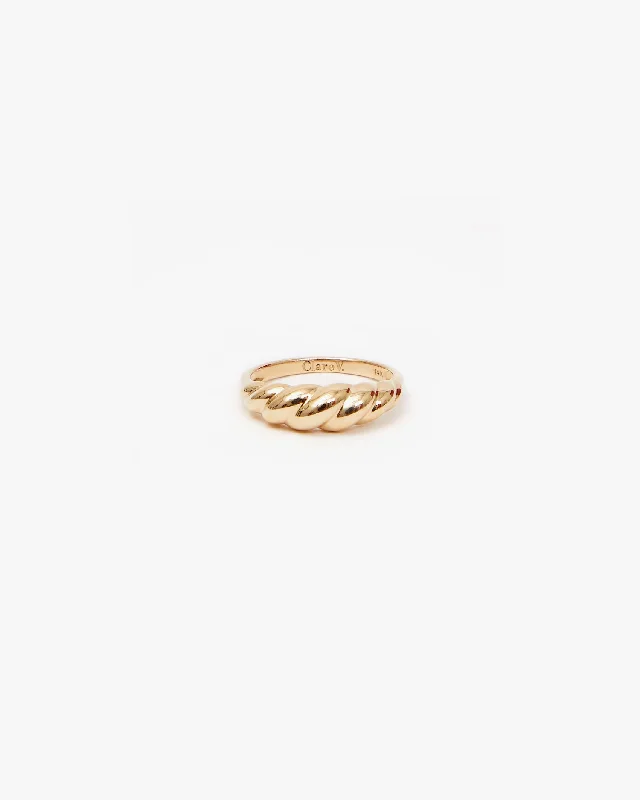 Don't Miss Out – Shop Elegant Jewelry For Less Croissant Ring