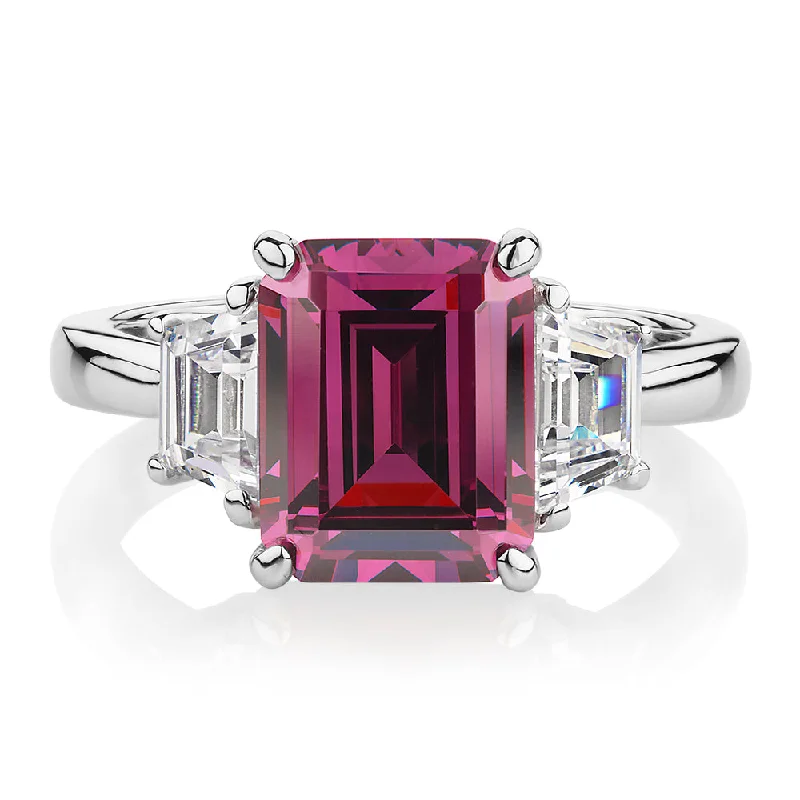 Premium Jewelry At Promotional Prices – Shine Today Dress ring with rhodolite simulant and 0.6 carats* of diamond simulants in sterling silver