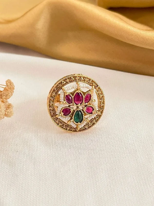 Bohemian-Inspired Jewelry For Free-Spirited Fashion Gold Plated Synthetic Pearls Floral Kundan Ring Bohemian-Inspired Jewelry For Free-Spirited Fashion Gold Plated Synthetic Pearls Floral Kundan Ring