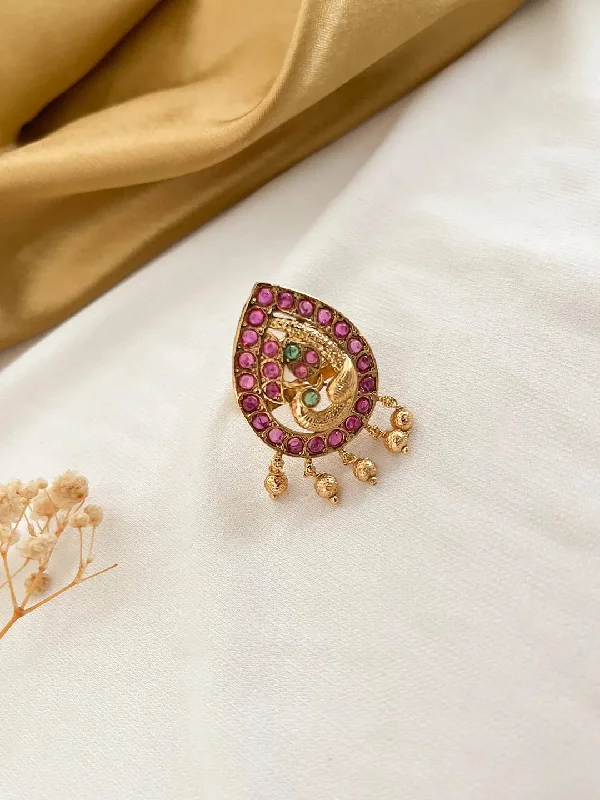 Sparkle In Style With Our Best Jewelry Deals Kemp Studded Peacock Finger Ring