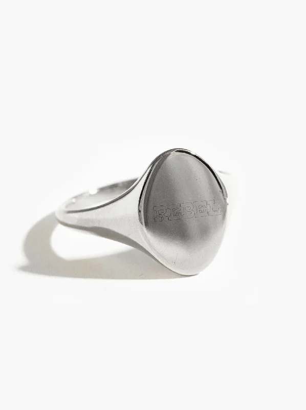Romantic Heart-Shaped Jewelry For Special Gifts Rebel Signet Ring