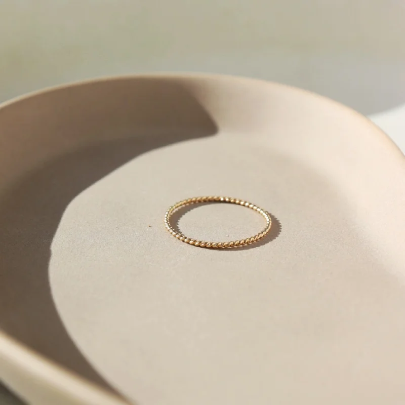 Jewelry Flash Sale – Stylish Designs At Unbeatable Rates Skinny Spiral Ring 14k Gold