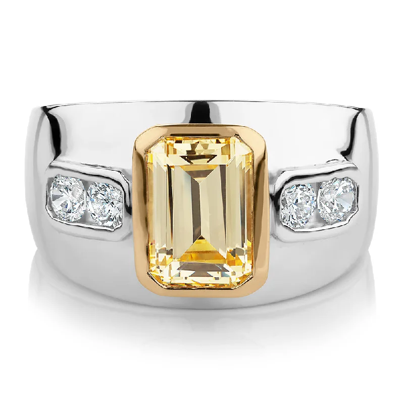 Exclusive Jewelry Sale – Limited-Time Discounts Synergy dress ring with 2.61 carats* of diamond simulants in 10 carat yellow gold and sterling silver