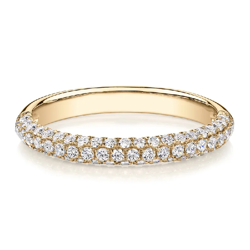 Discounted Luxury Jewelry – Shine Without The Splurge Wedding or eternity band with 0.43 carats* of diamond simulants in 10 carat yellow gold Discounted Luxury Jewelry – Shine Without The Splurge Wedding or eternity band with 0.43 carats* of diamond simulants in 10 carat yellow gold