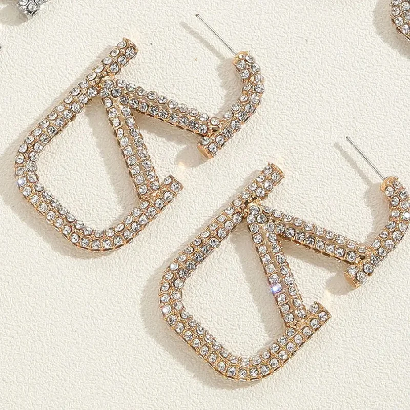Trending Jewelry Styles Now At Limited-Time Discounts Alphabet Earrings Women's Luxury Gold Earrings Personality Design Sense Simple Earrings X445532 Trending Jewelry Styles Now At Limited-Time Discounts Alphabet Earrings Women's Luxury Gold Earrings Personality Design Sense Simple Earrings X445532