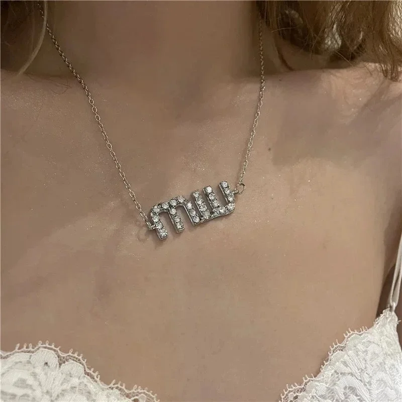 New thin chain necklace female wind letter rhinestone light luxury clavicle chain neck Free shipping