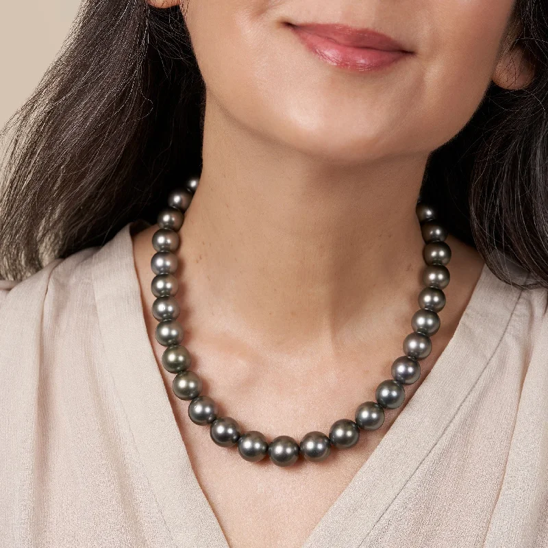 Limited-Stock Jewelry Sale – Once It's Gone, It's Gone 12.0-13.8 mm AA+/AAA Tahitian Round Pearl Necklace