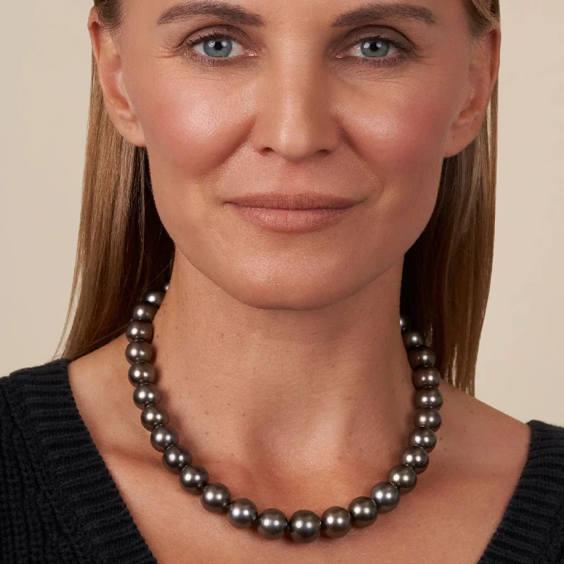 Seasonal Jewelry Deals – Elevate Your Style 12.0-14.6 mm AA+/AAA Tahitian Round Pearl Necklace