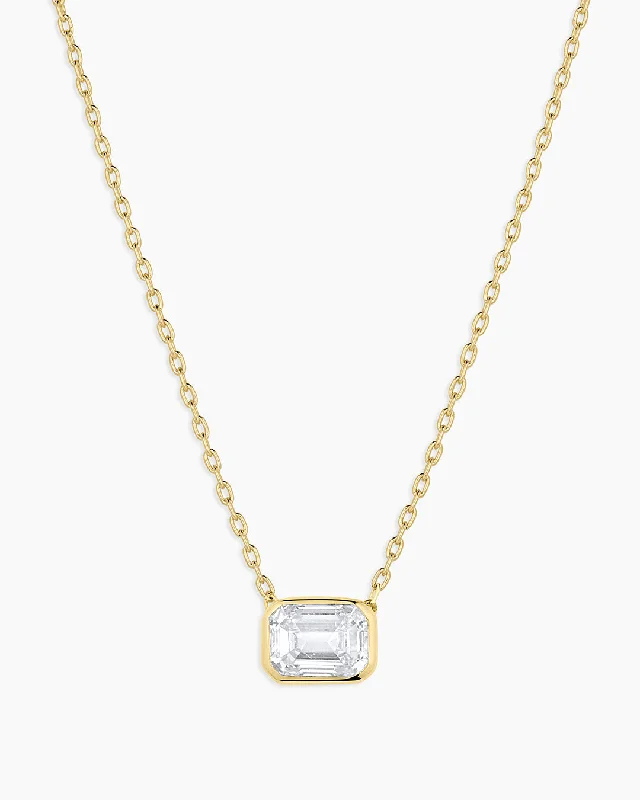Seasonal Jewelry Sale – Upgrade Your Style Today Classic Diamond Emerald Necklace