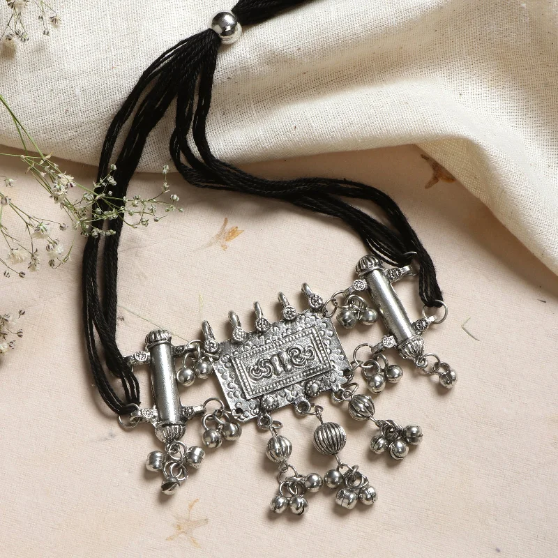 Discounted Luxury Jewelry – Shine Without The Splurge Teejh Adweta Silver Oxidised Choker Necklace