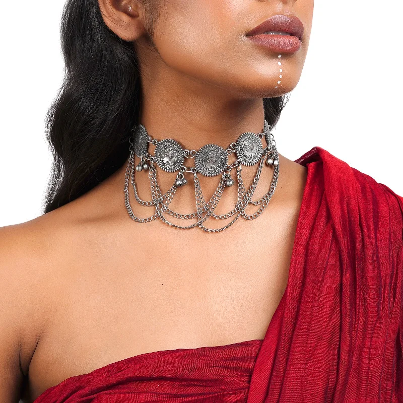 Trendy Minimalist Jewelry For Everyday Wear Teejh Kamalini Oxidised Necklace