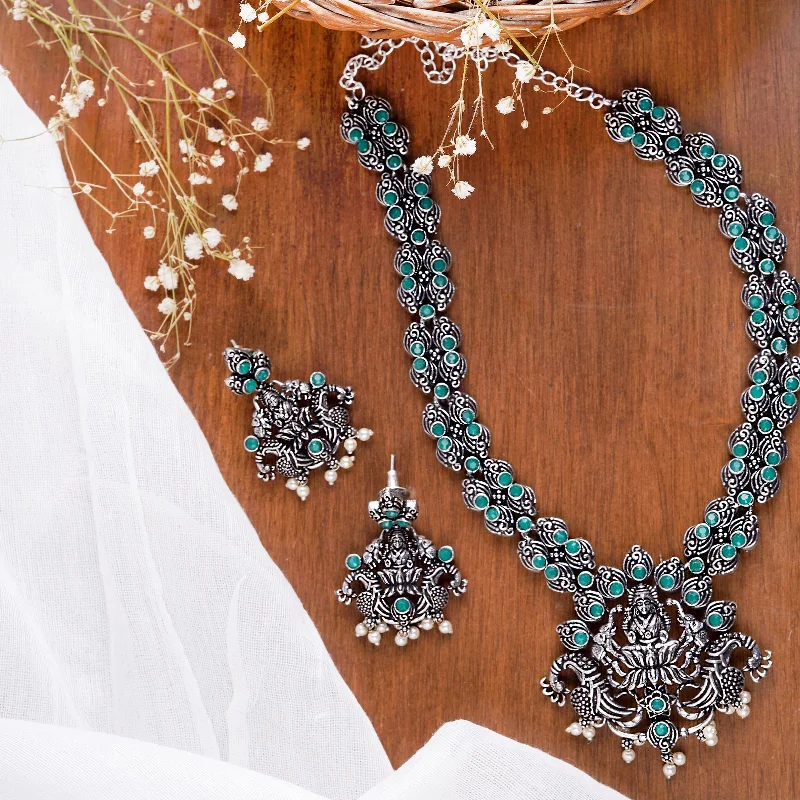Affordable Glamour – Must-Have Jewelry At Special Rates Teejh Rachita Green Stone Temple Work Necklace Set Affordable Glamour – Must-Have Jewelry At Special Rates Teejh Rachita Green Stone Temple Work Necklace Set