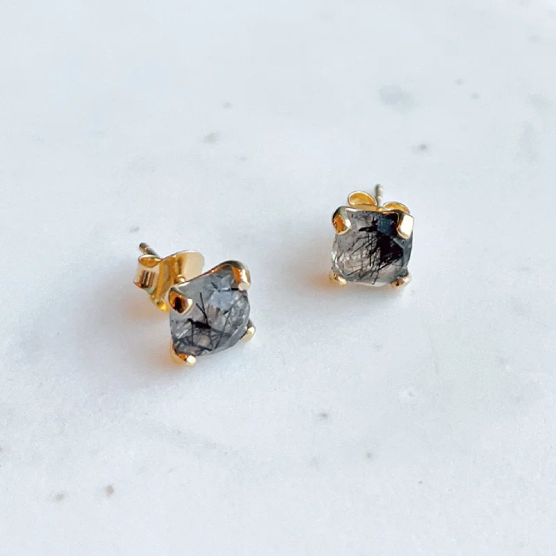 Unmissable Jewelry Discounts – Elevate Your Look For Less Gemstone Cushion Stud Earrings: Rutilated quartz Unmissable Jewelry Discounts – Elevate Your Look For Less Gemstone Cushion Stud Earrings: Rutilated quartz