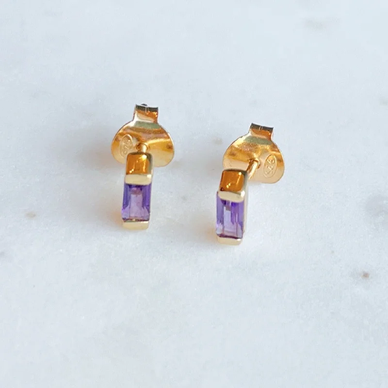 Timeless Jewelry, Timeless Savings – Don't Wait Gold Baguette Stone Stud Earrings: Amethyst Timeless Jewelry, Timeless Savings – Don't Wait Gold Baguette Stone Stud Earrings: Amethyst