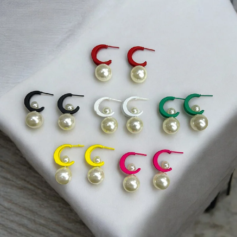 Make Your Outfit Shine With Discounted Jewelry MD Art Pearl Stud Earrings (Mix Color) Make Your Outfit Shine With Discounted Jewelry MD Art Pearl Stud Earrings (Mix Color)