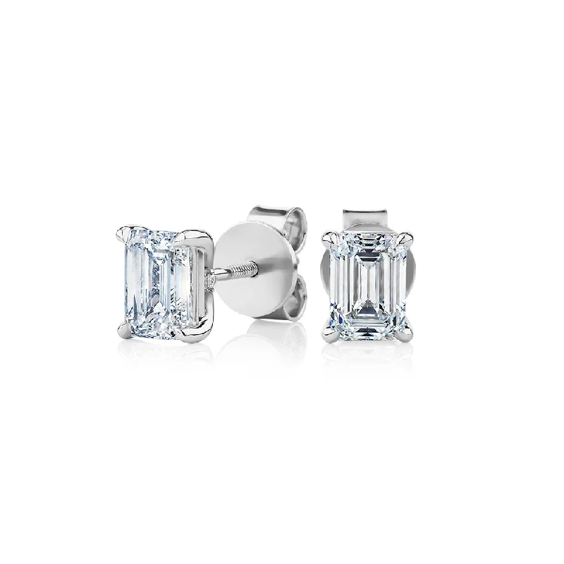 Unmissable Jewelry Discounts – Elevate Your Look For Less Signature Simulant Diamond 1.40 carat* TW emerald cut stud earrings in 10 carat white gold Unmissable Jewelry Discounts – Elevate Your Look For Less Signature Simulant Diamond 1.40 carat* TW emerald cut stud earrings in 10 carat white gold