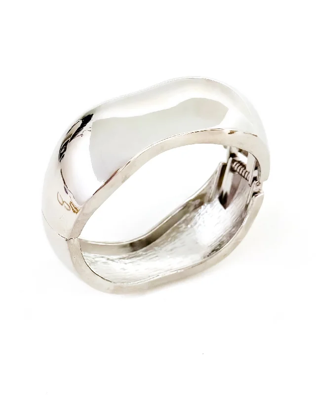 Flash Jewelry Sale – Get Stunning Pieces At Low Prices Banks Chunky Silver Irregular Bangle Flash Jewelry Sale – Get Stunning Pieces At Low Prices Banks Chunky Silver Irregular Bangle