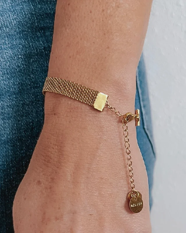 Unique Jewelry Designs Now At Discounted Rates Bender Gold Mesh Chain Bracelet