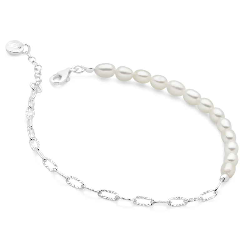 High-Quality Gemstone Jewelry For Special Occasions Crescent Pearl Bracelet