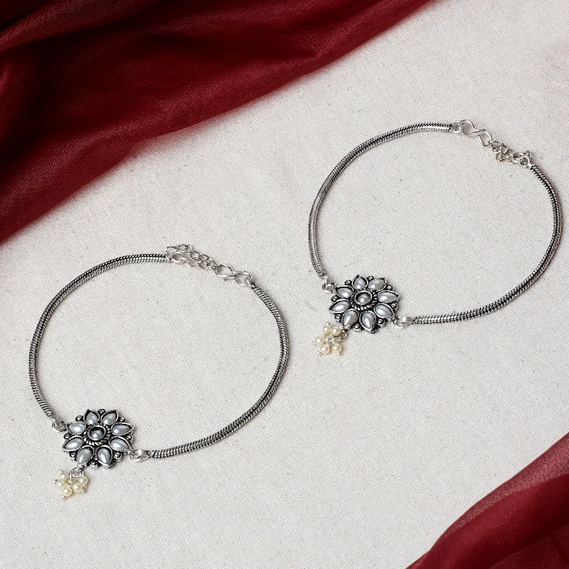 Shine Bright With Our Special Jewelry Promotions Teejh Veeradedvi Pearl Silver Oxidised Anklet