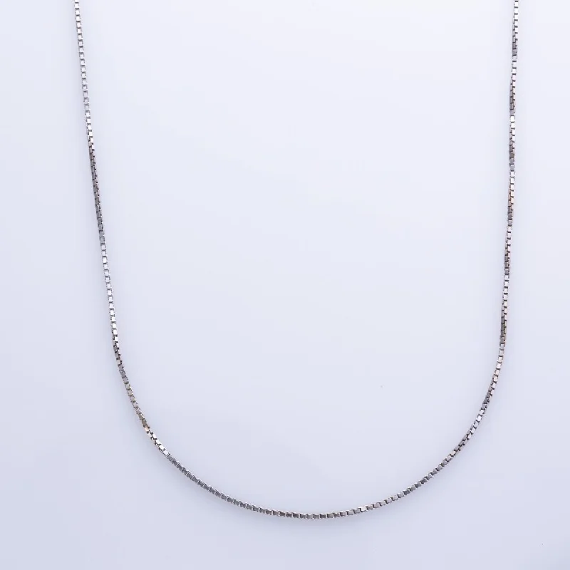 10k White Gold Box Chain | 18" |