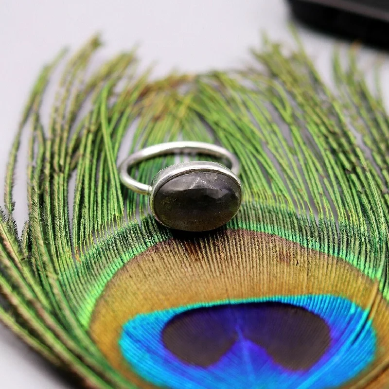 Versatile Layering Jewelry For Effortless Chic awesome blue fire labradorite stone 925 solid silver ring unisex band gift sr153