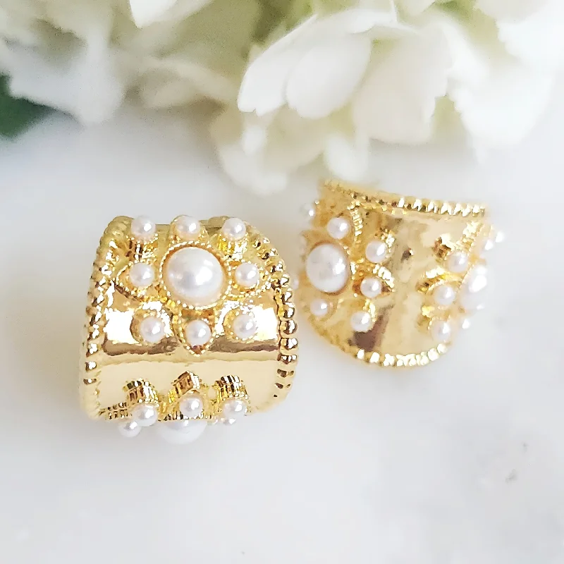 Timeless Beauty, Unbeatable Deals – Jewelry Sale On Glorious Earrings