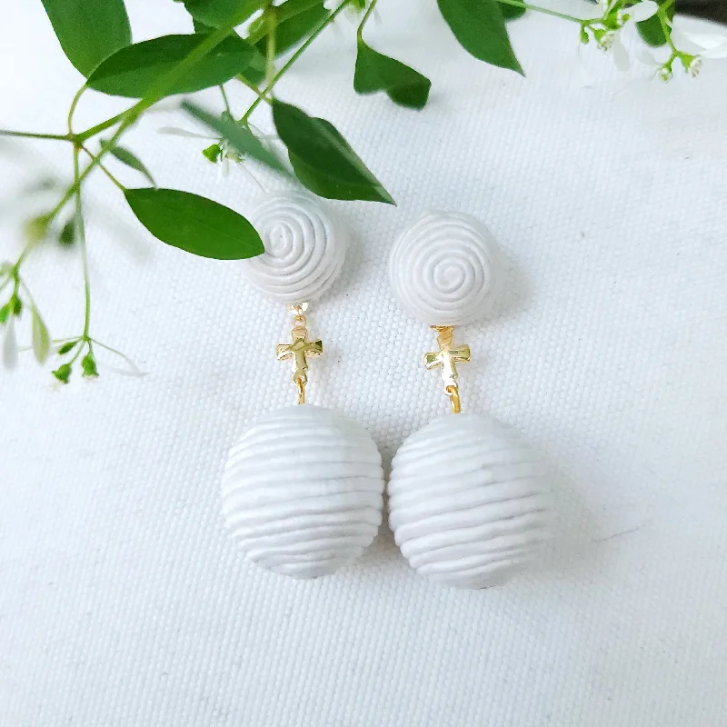 Bold And Beautiful Jewelry Now At Irresistible Prices Woven Earrings (Limited)