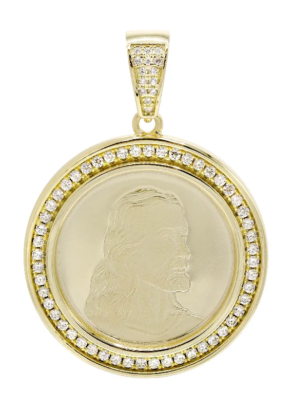 Bestselling Jewelry At Special Promotional Rates Silver Pendant - Gold Jesus Pendant | Appx 9.2 Grams Bestselling Jewelry At Special Promotional Rates Silver Pendant - Gold Jesus Pendant | Appx 9.2 Grams