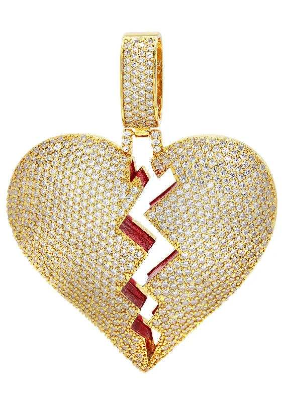 Gorgeous Jewelry, Limited-Time Savings Gold Plated Heart Shape Pendant | 30.5 Grams