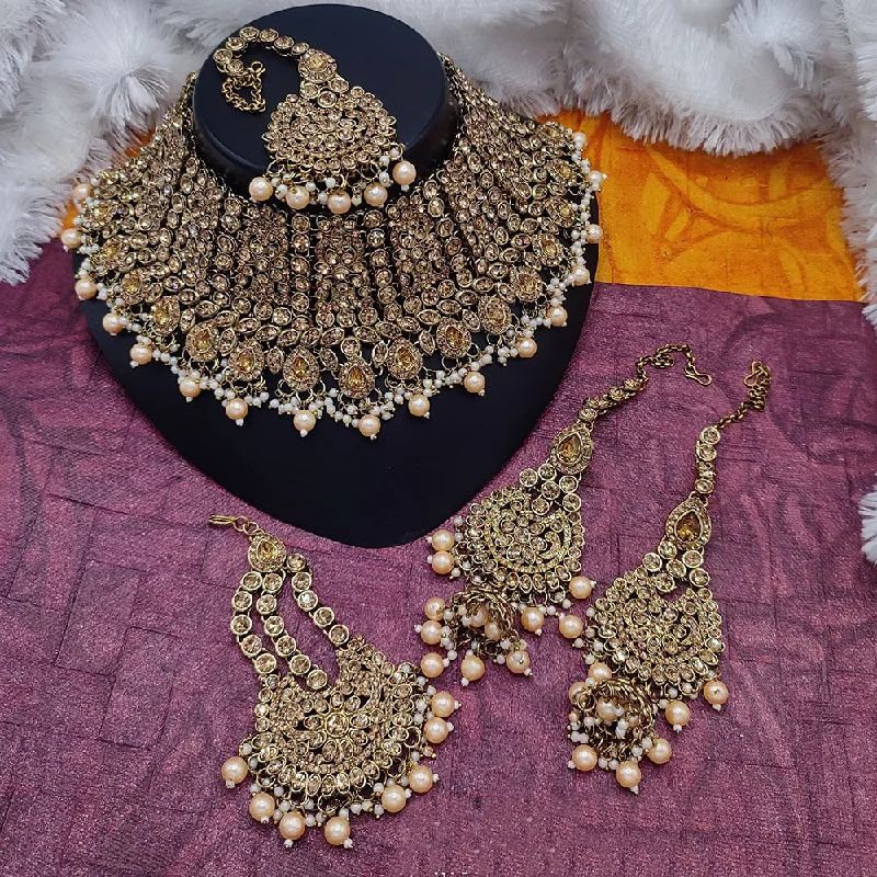 Shop Dazzling Jewelry At The Best Prices Lucentarts Jewellery Gold Plated Crystal Stone And Pearls Necklace Set