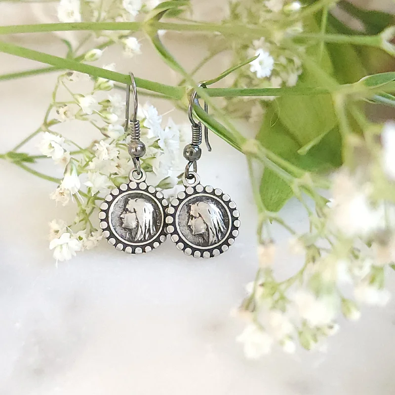 Exclusive Jewelry Sale – Grab Timeless Pieces Now Our Lady