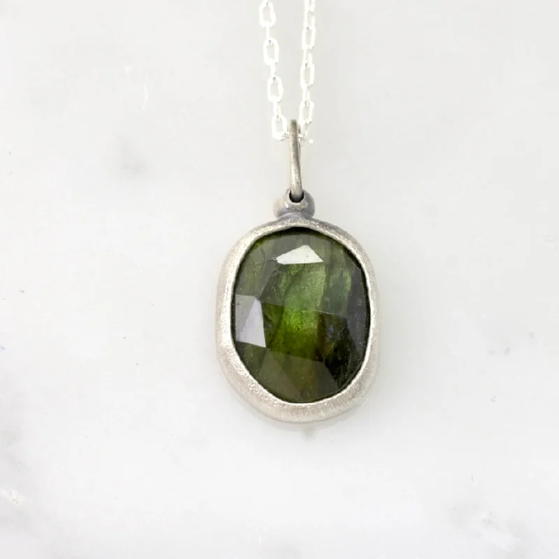 Waterproof Stainless Steel Jewelry For Lasting Beauty River Green Tourmaline Pendant