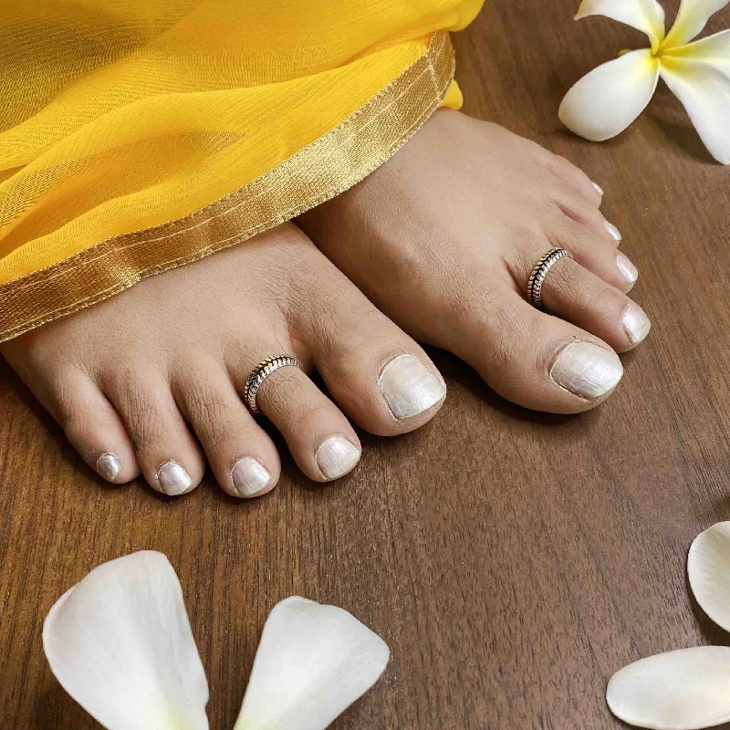 Unmissable Deals On Handmade Jewelry Collections Silver Oxidized Minimal Toe Rings Unmissable Deals On Handmade Jewelry Collections Silver Oxidized Minimal Toe Rings