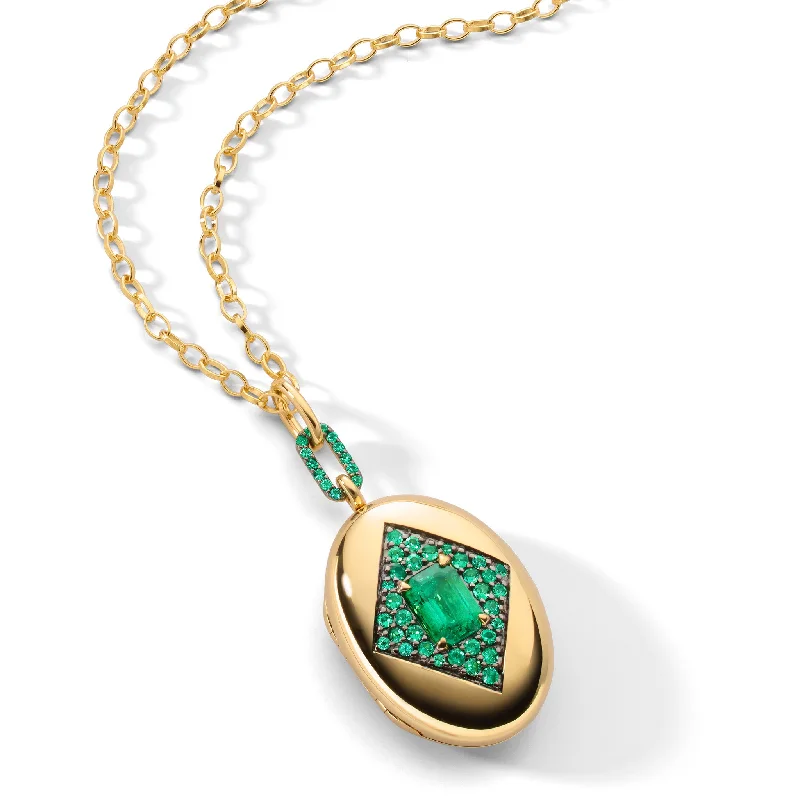Luxury Jewelry At Budget-Friendly Prices – Grab Yours Now Special Edition Emerald Locket
