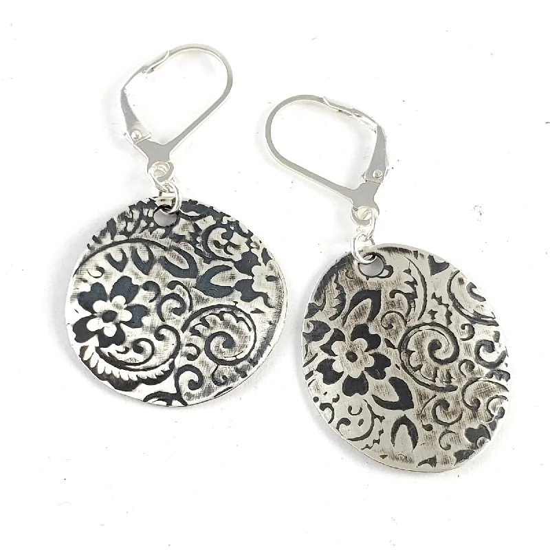 Shop Handcrafted Jewelry At Special Promotional Rates Sterling & Coin Silver Eco Chic Floral Earrings Shop Handcrafted Jewelry At Special Promotional Rates Sterling & Coin Silver Eco Chic Floral Earrings