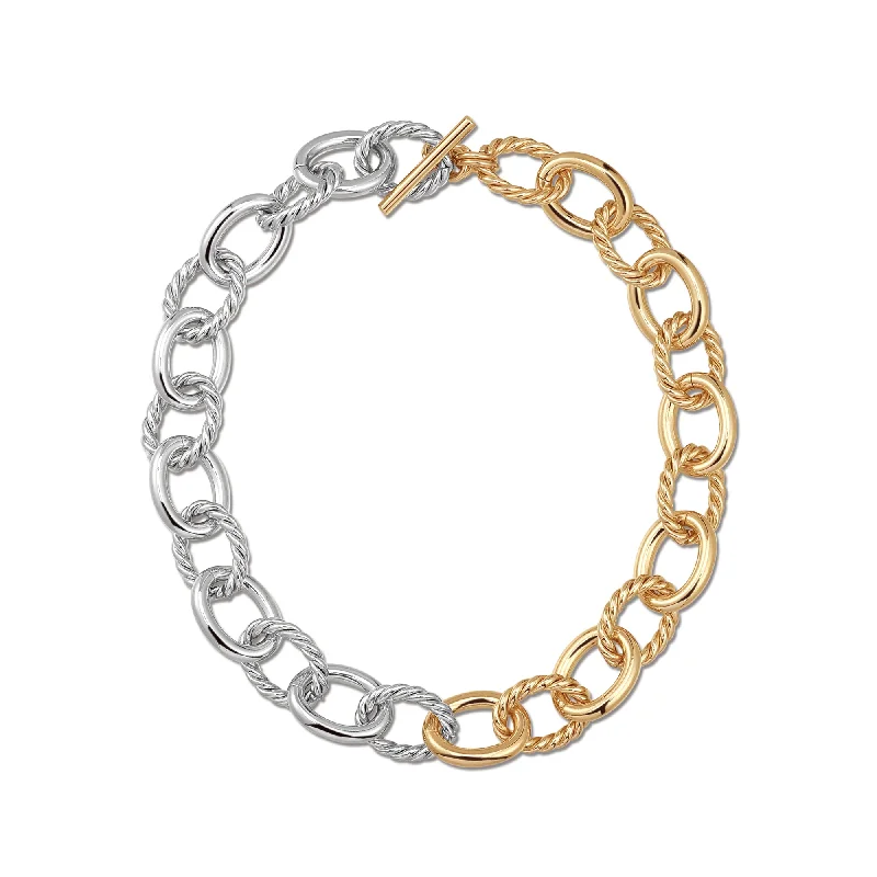 Don't Miss Out – Shop Elegant Jewelry For Less Two Toned Xl Alternating Twisted Link Toggle Necklace Don't Miss Out – Shop Elegant Jewelry For Less Two Toned Xl Alternating Twisted Link Toggle Necklace